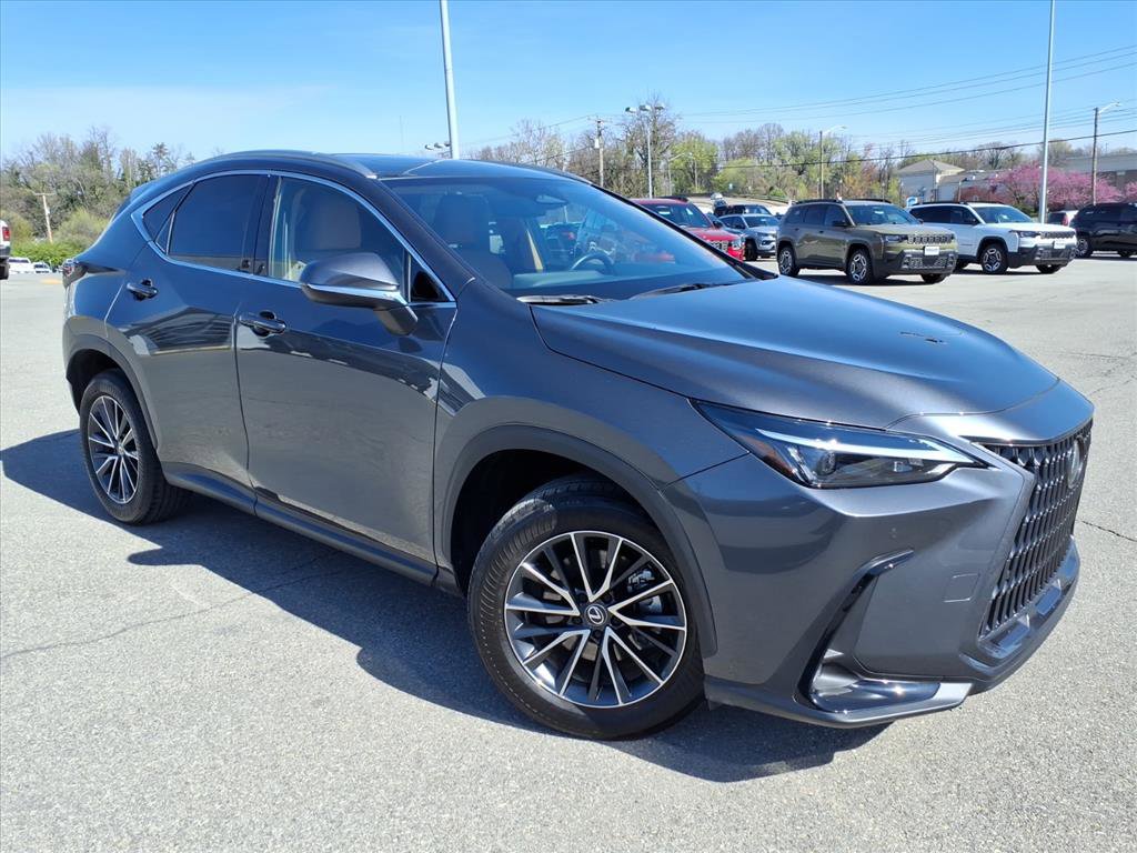 Used 2025 Lexus NX 350 AWD w/ Accessory Package (2T) image 2
