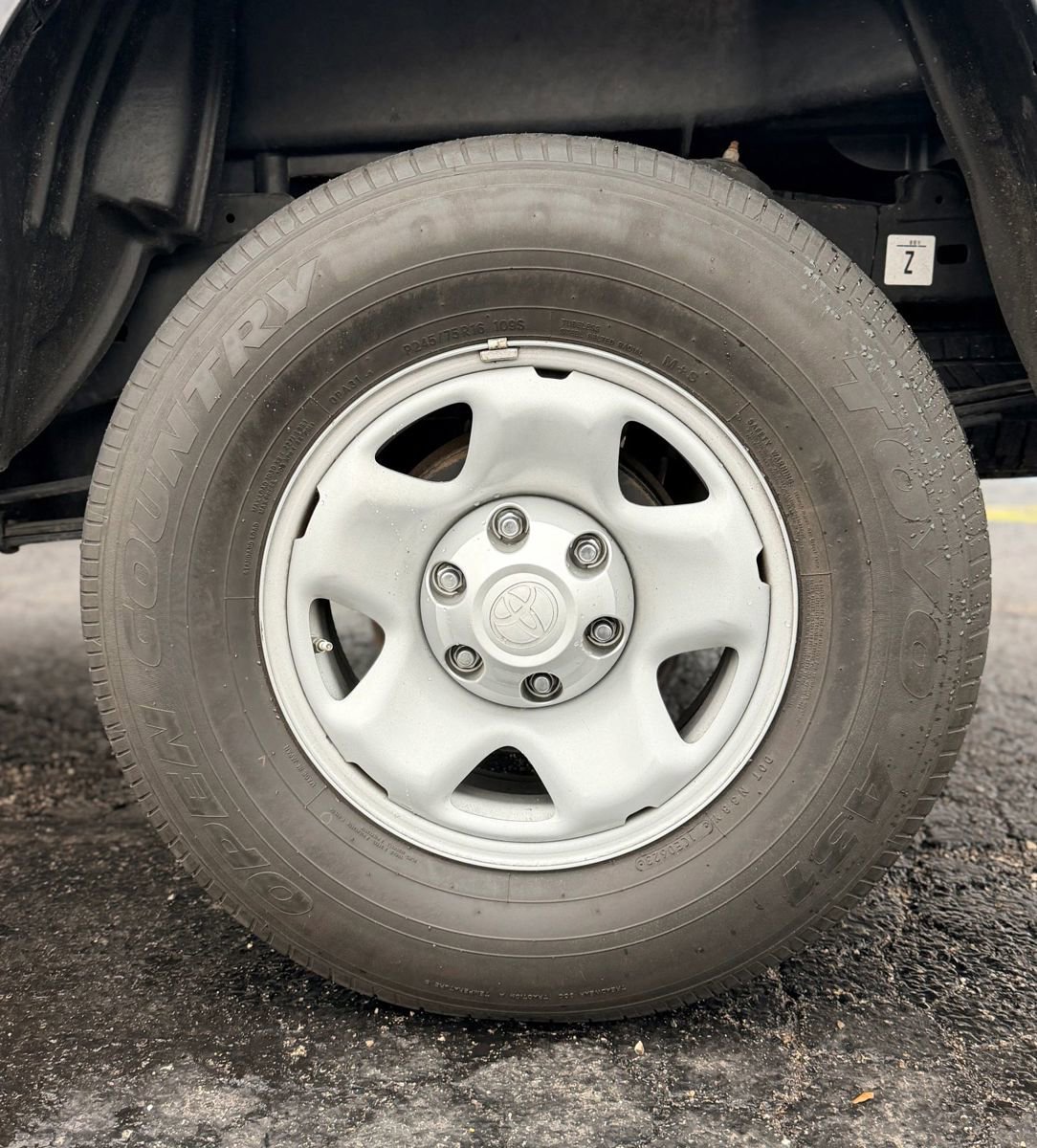 Used 2023 Toyota Tacoma SR5 RWD image 7