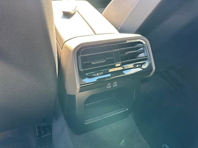 Certified 2024 BMW 540i xDrive w/ Premium Package image 22