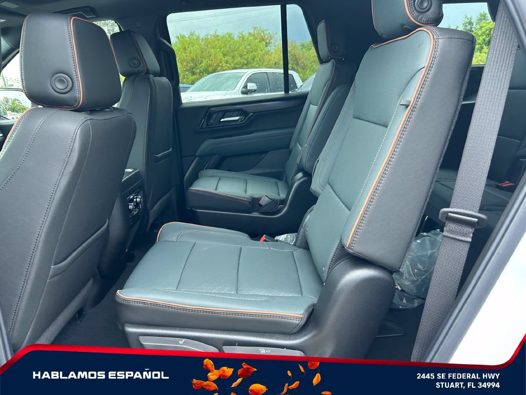 New 2026 GMC Yukon AT4 w/ AT4 Premium Package AWD/4WD image 11