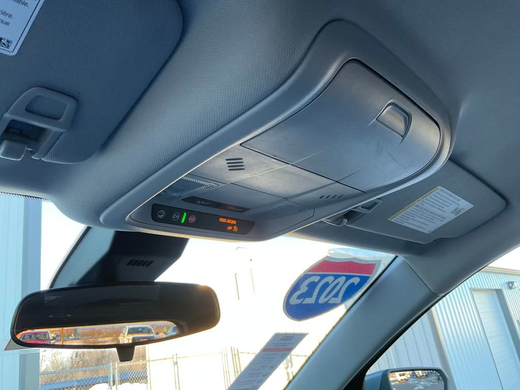 Used 2023 Chevrolet Equinox LT image 15