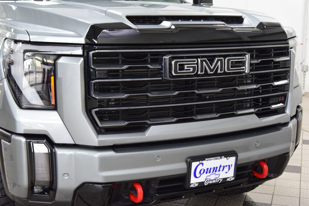 Used 2024 GMC Sierra 2500 AT4 w/ AT4 Preferred Package AWD/4WD image 13