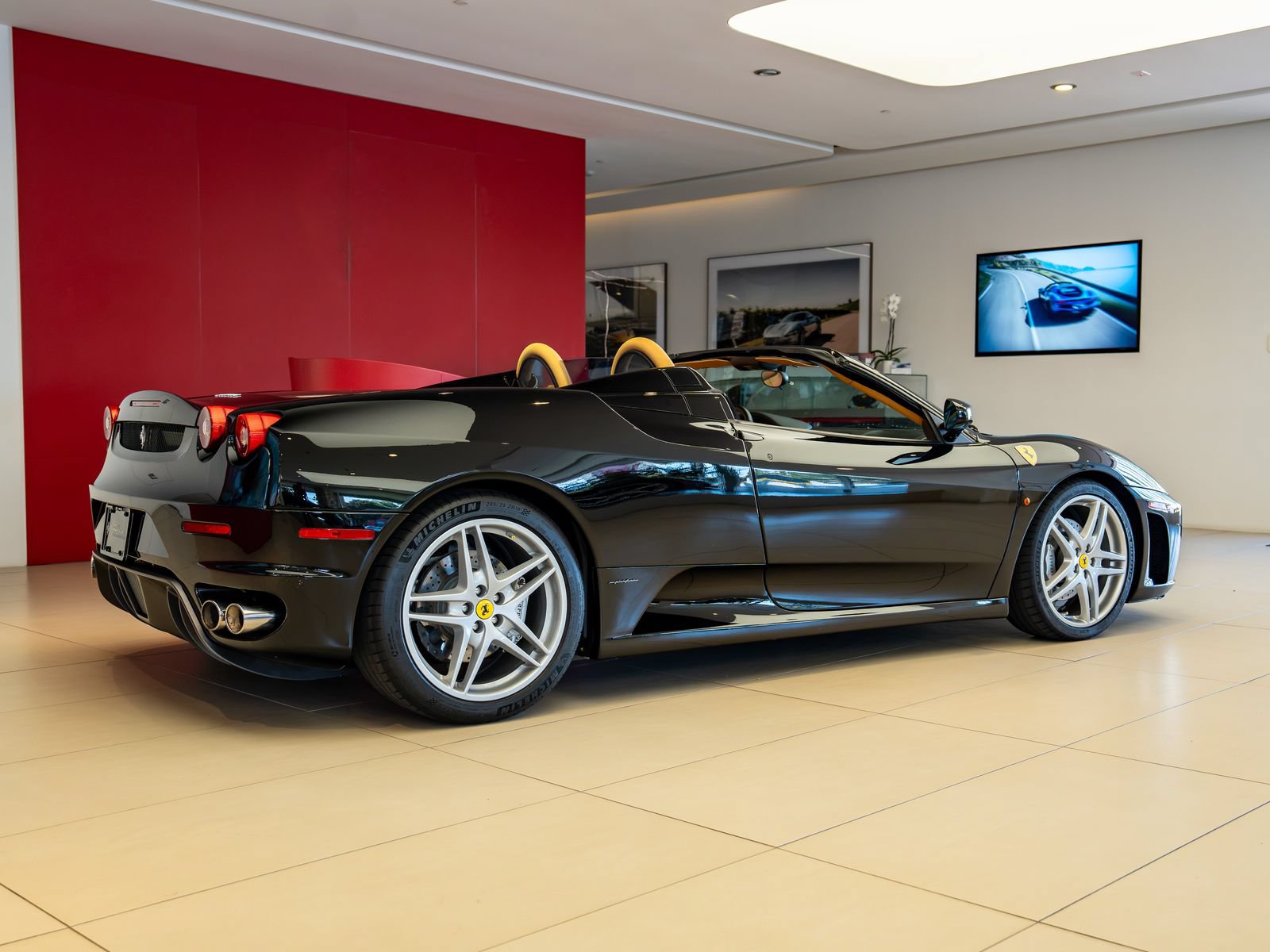 Used 2005 Ferrari F430 Spider RWD image 6