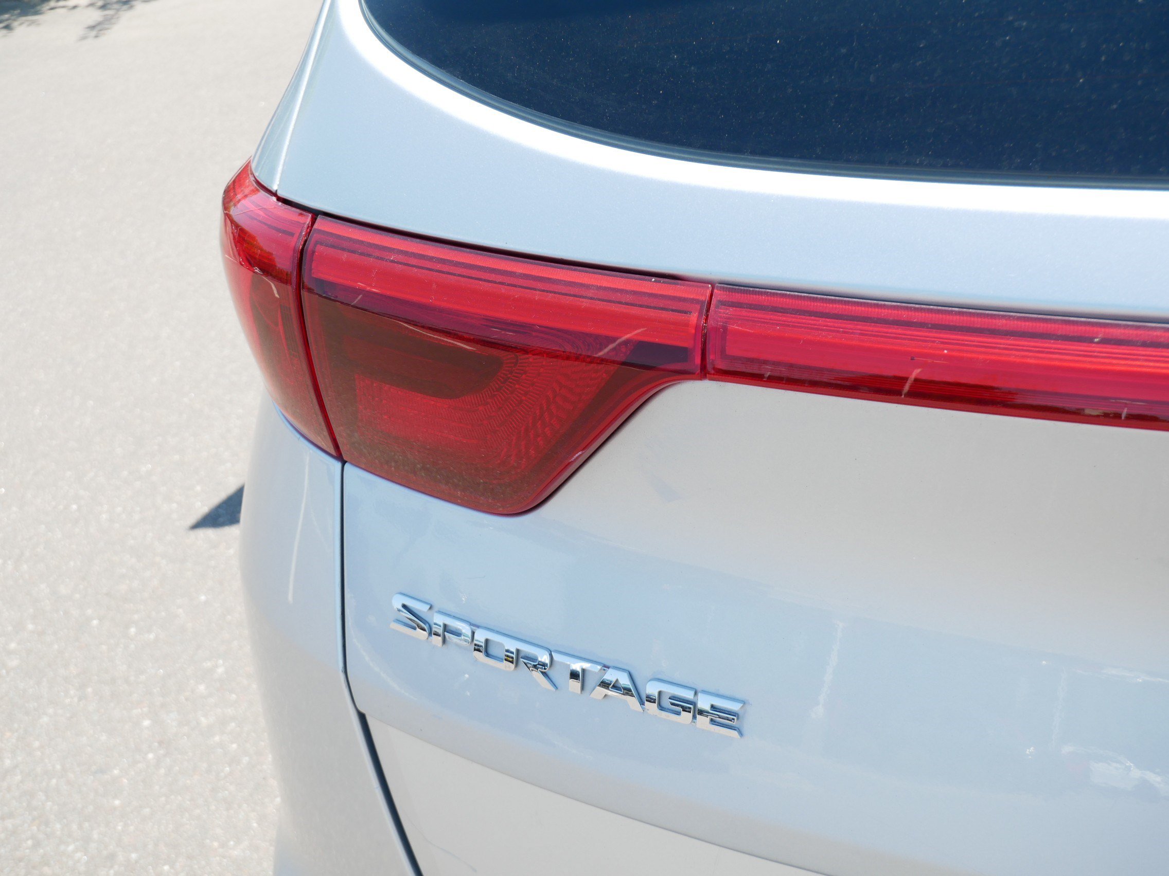 Used 2019 Kia Sportage LX AWD/4WD image 15