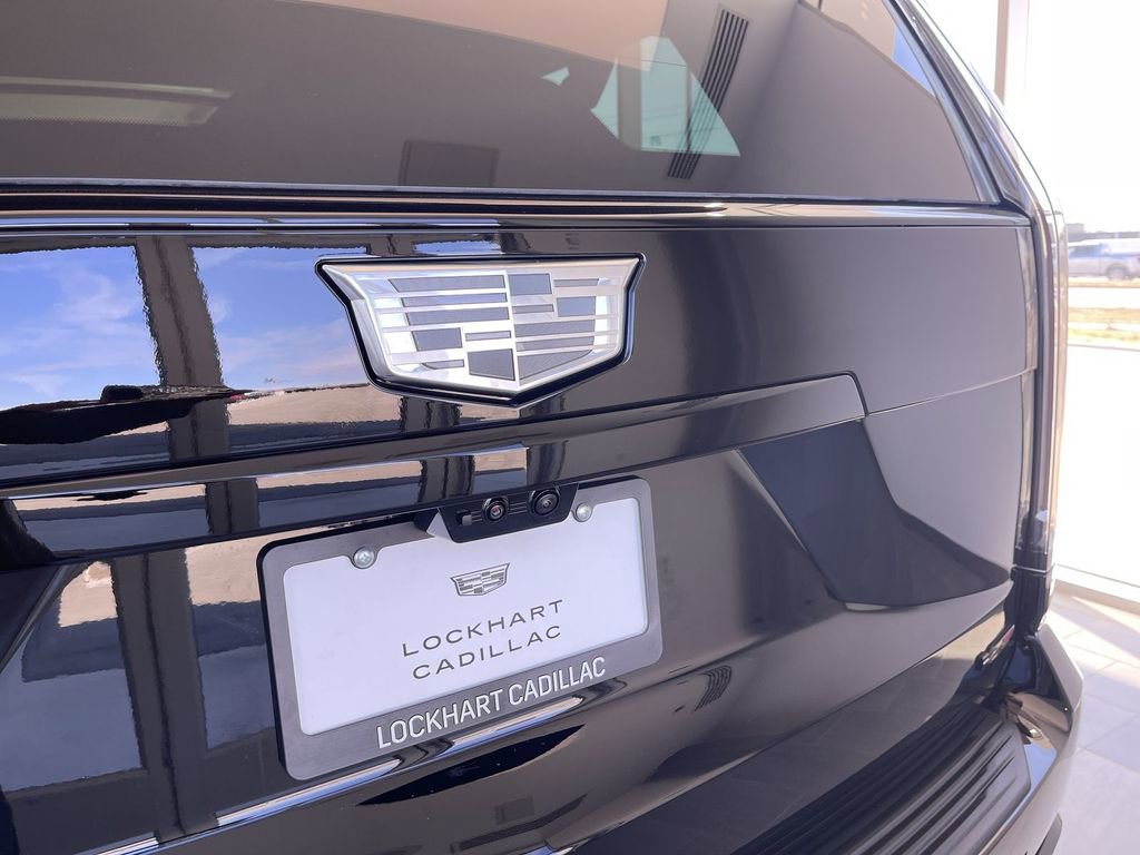 New 2026 Cadillac Escalade ESV V w/ LPO, ONYX Package image 6