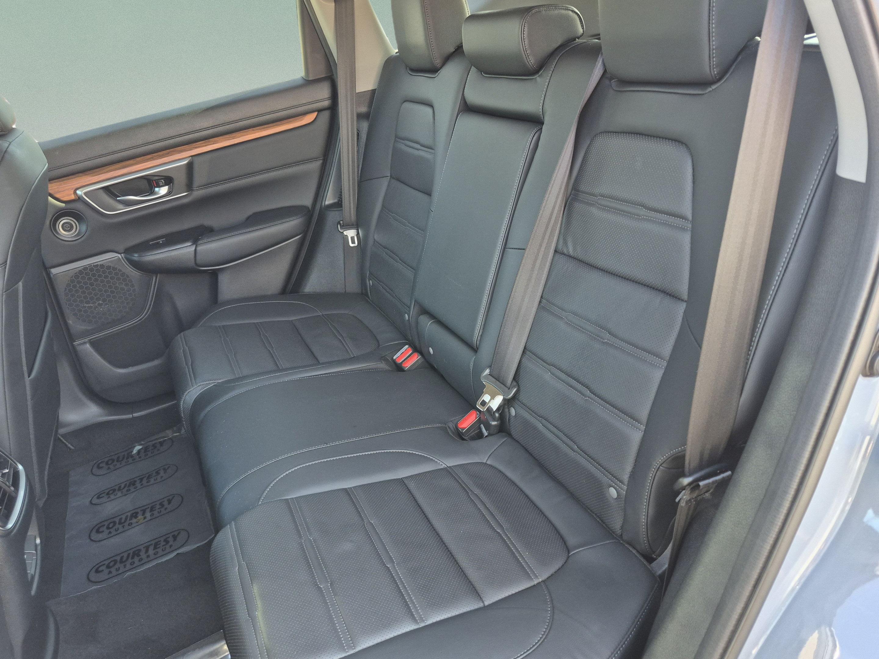 Used 2022 Honda CR-V Touring image 17