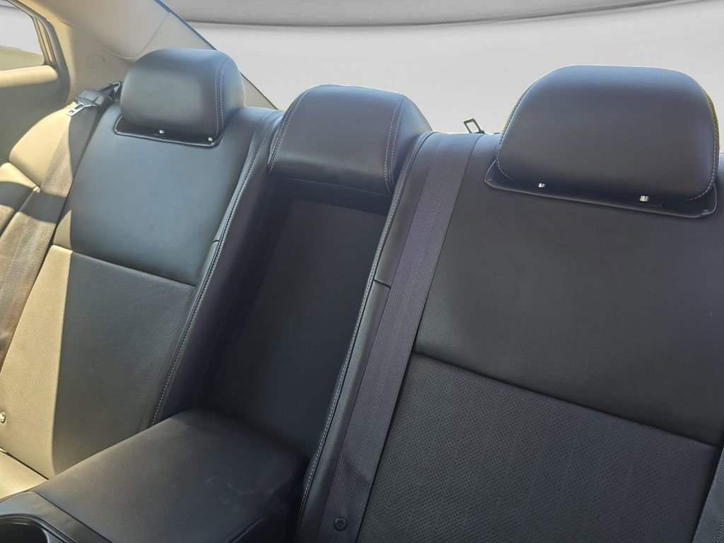 Used 2021 Nissan Maxima 3.5 SV w/ Floor Mat Group FWD image 16