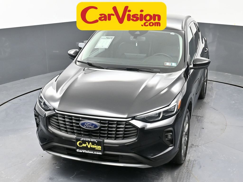 Used 2025 Ford Escape Platinum image 43