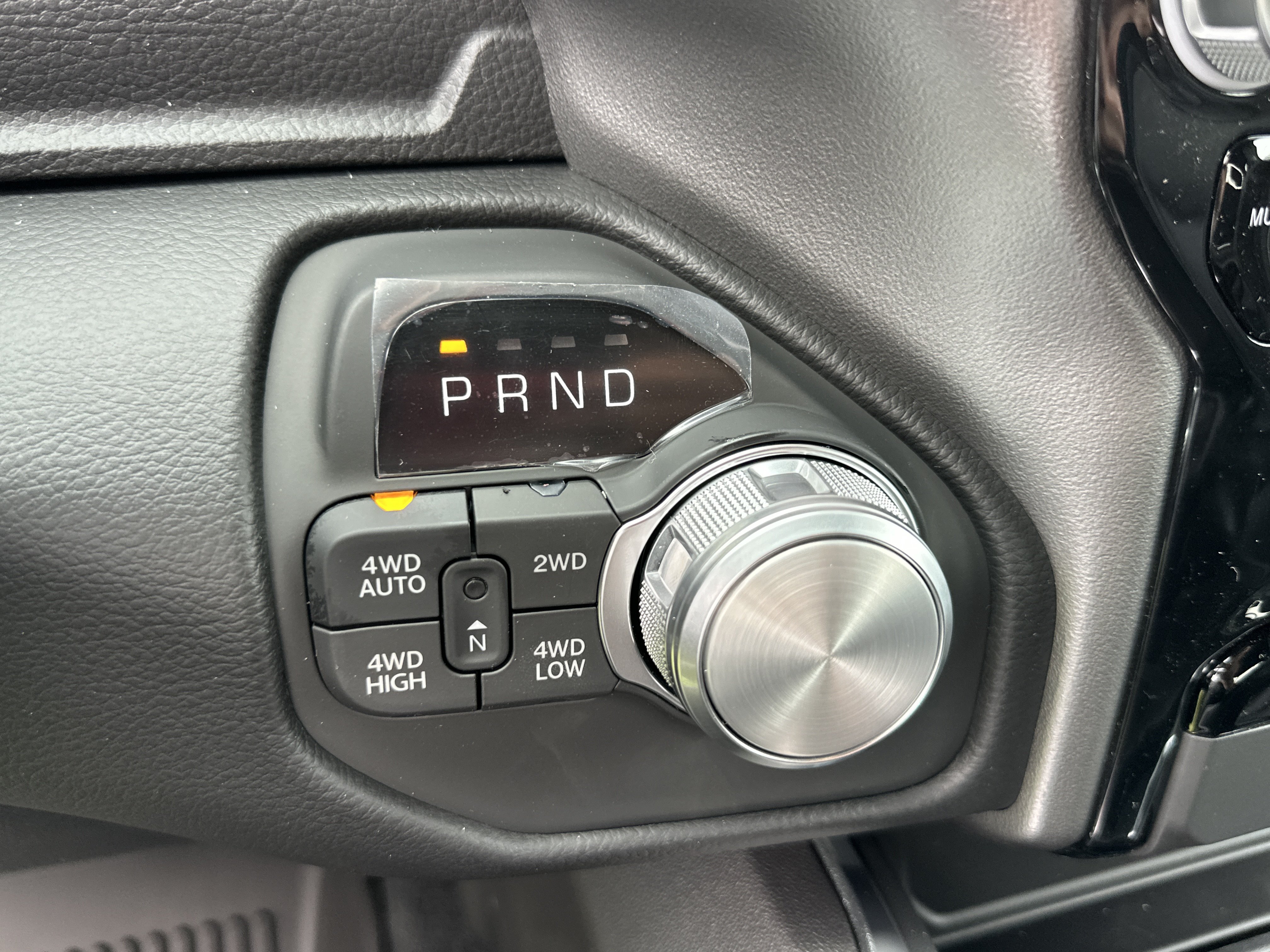New 2027 RAM 1500 Laramie AWD/4WD image 8
