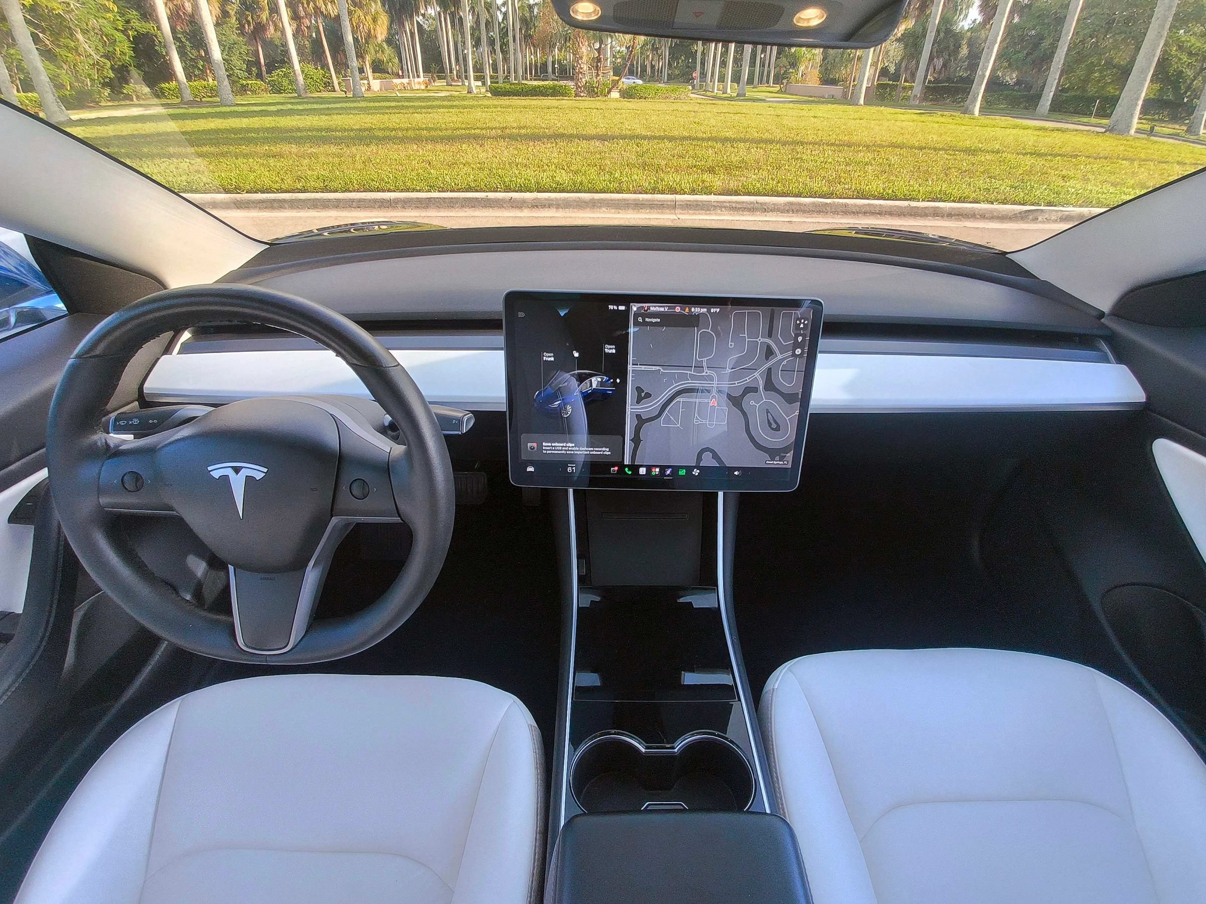 Used 2019 Tesla Model 3 RWD image 10