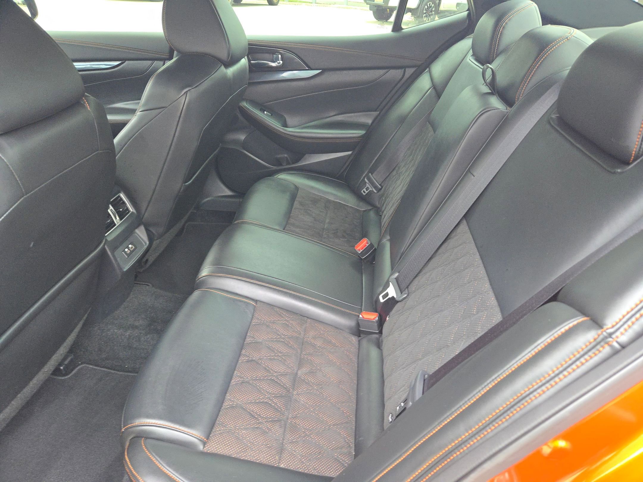Used 2019 Nissan Maxima SR w/ Premium Package image 14
