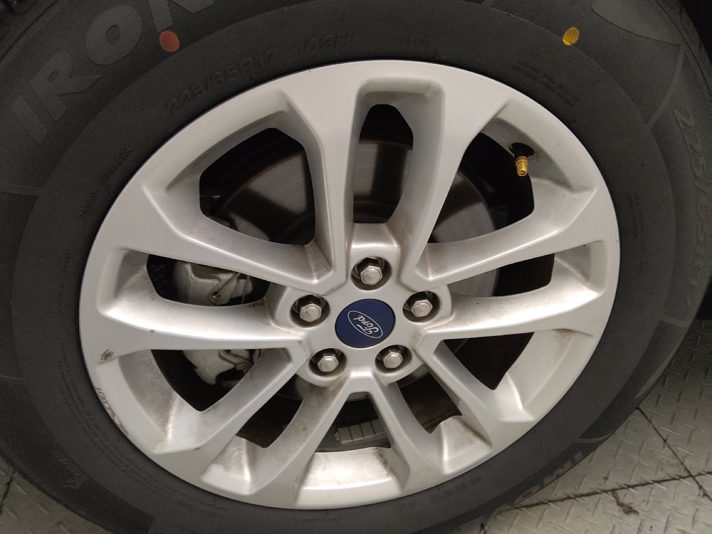 Used 2020 Ford Escape SE FWD image 31