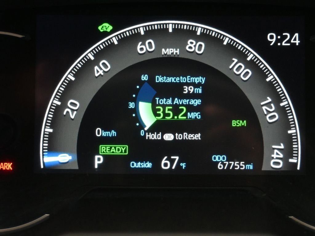 Certified 2022 Toyota RAV4 XSE AWD/4WD image 16