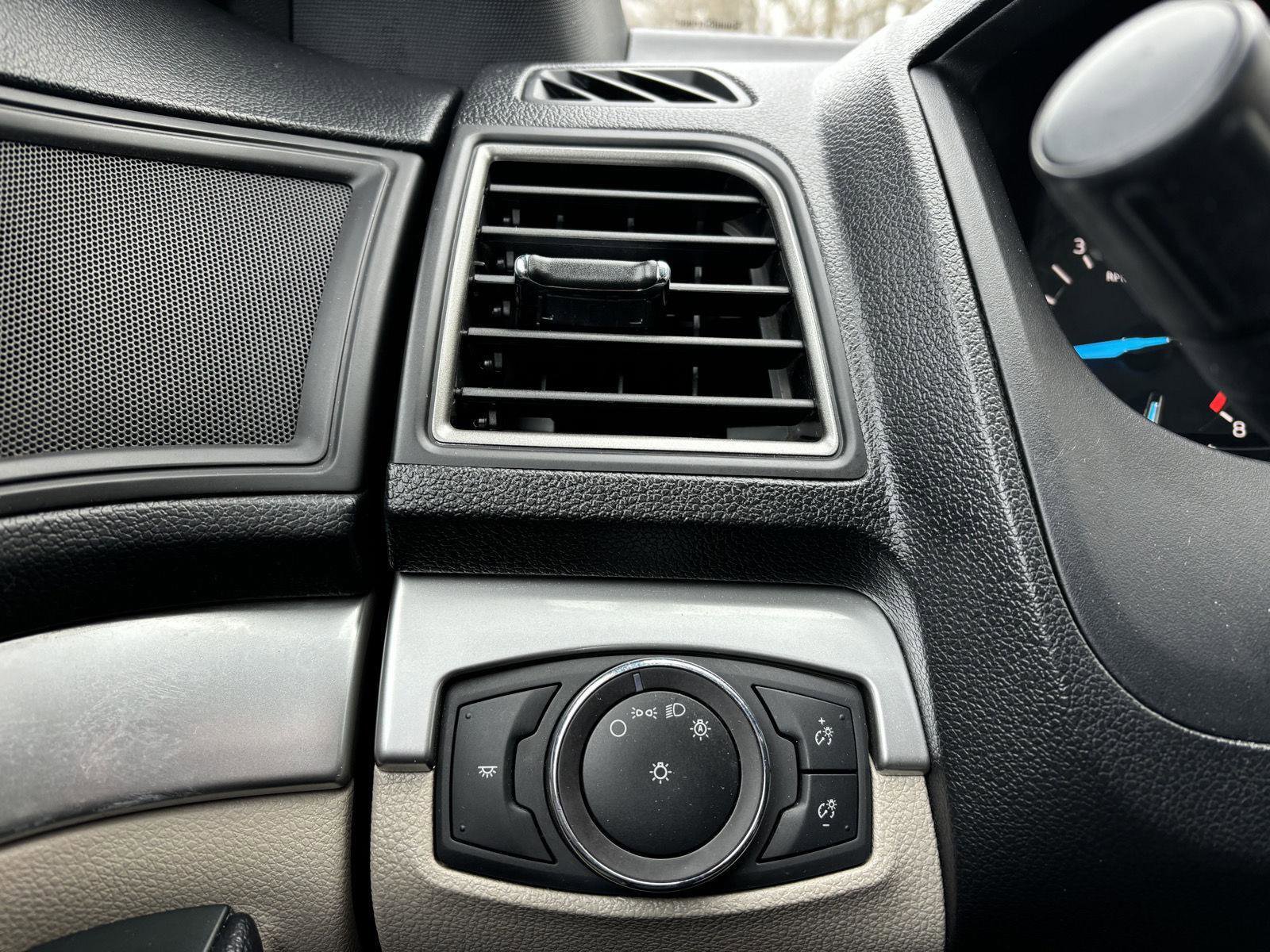 Used 2018 Ford Explorer 4WD image 38