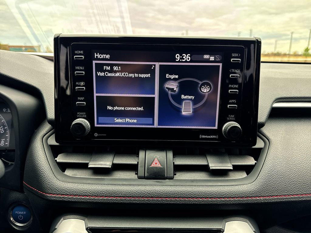 Used 2022 Toyota RAV4 SE image 16