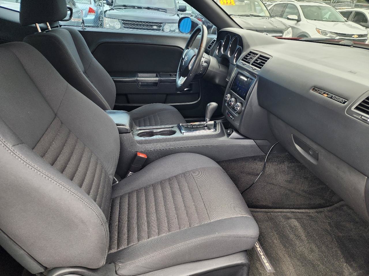 Used 2012 Dodge Challenger R/T RWD image 25