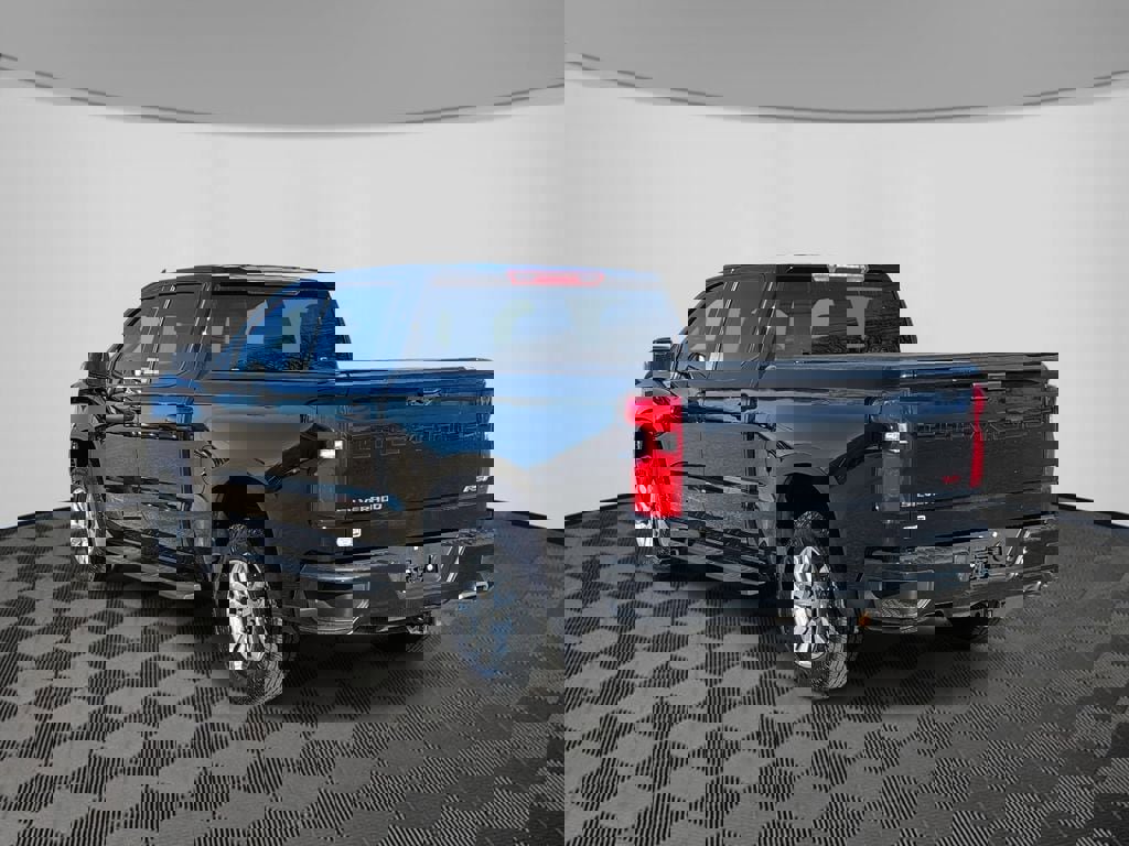 Used 2023 Chevrolet Silverado 1500 RST w/ Z71 Off-Road Package image 3