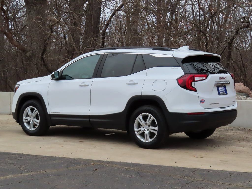 Certified 2023 GMC Terrain SLE w/ Driver Convenience Package image 23