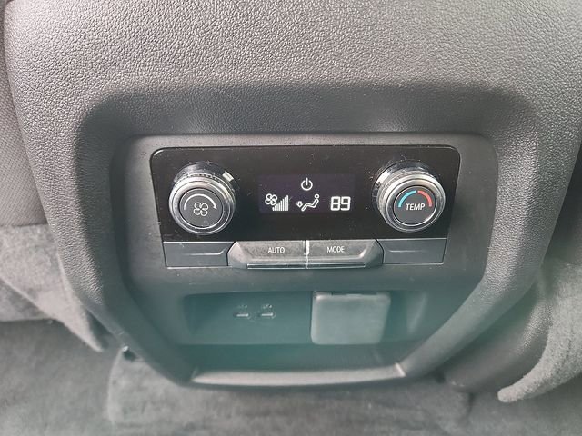 Used 2025 GMC Acadia Elevation image 13