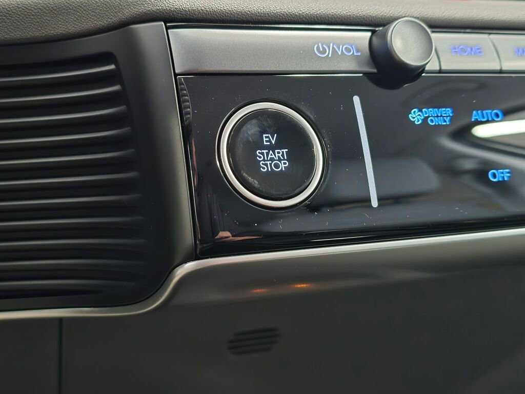 New 2026 Hyundai Ioniq 5 SEL image 30