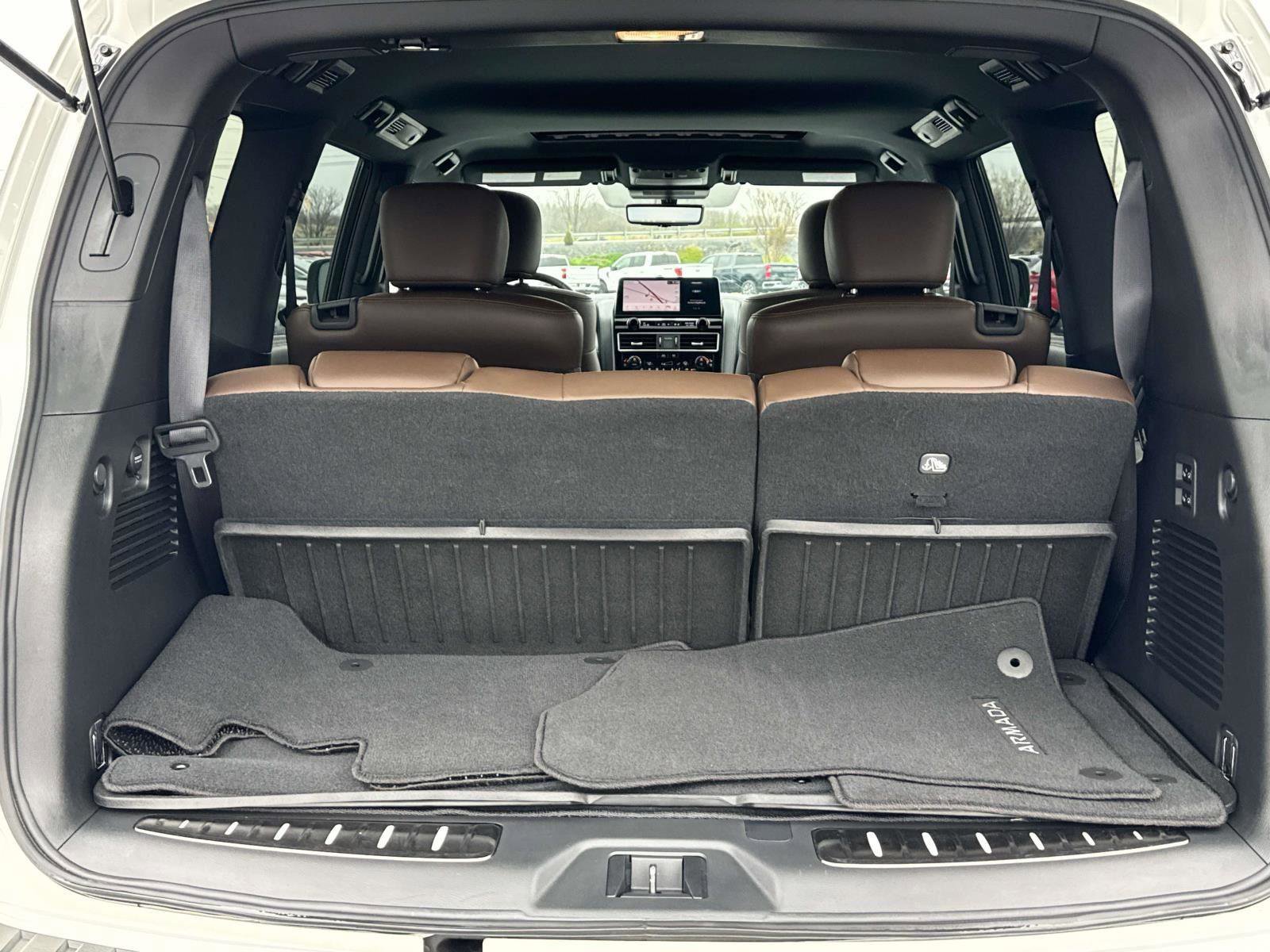 Used 2024 Nissan Armada Platinum w/ Captain's Chairs Package image 15