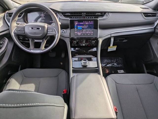New 2026 Jeep Grand Cherokee Laredo X AWD/4WD image 29