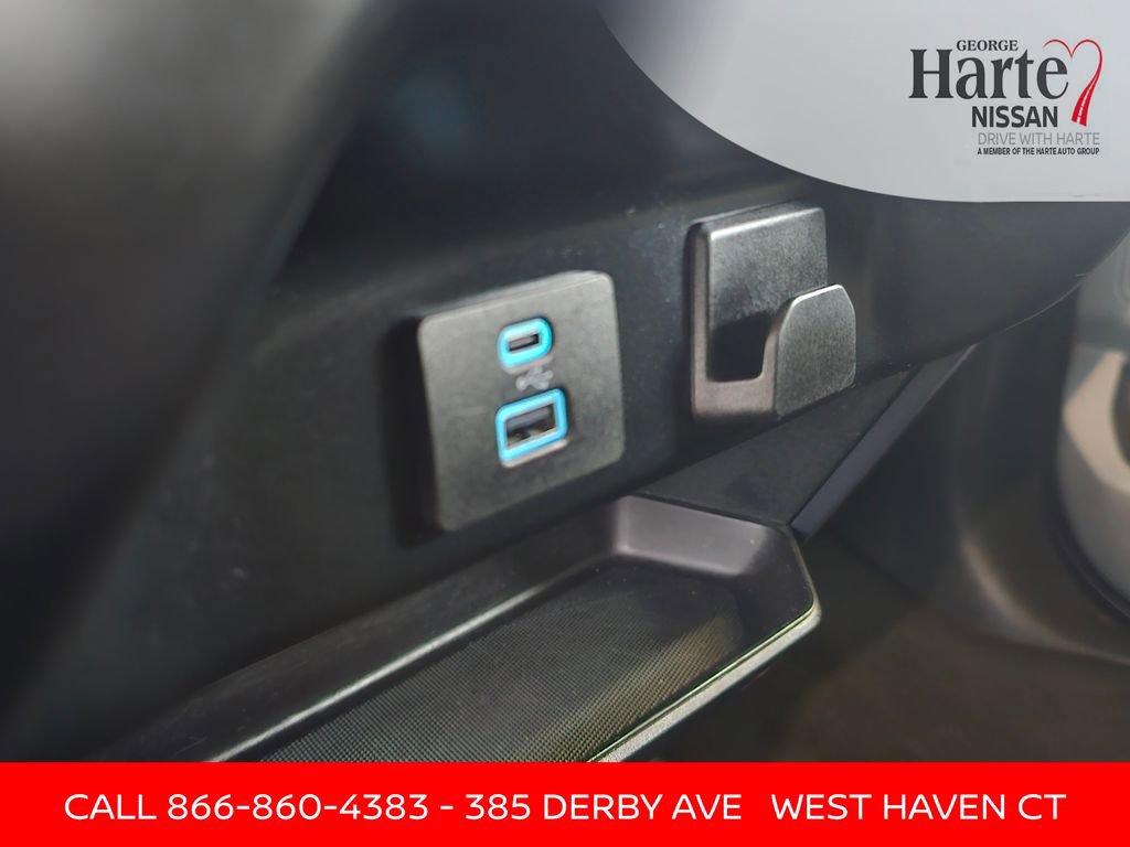 Used 2023 Ford F150 XLT image 24