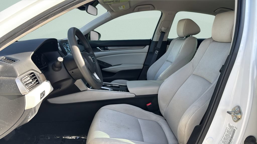 Used 2019 Honda Accord LX image 10