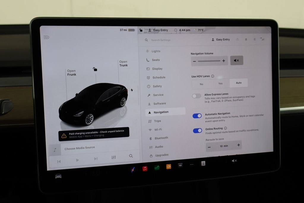 Used 2023 Tesla Model 3 Standard Range image 38