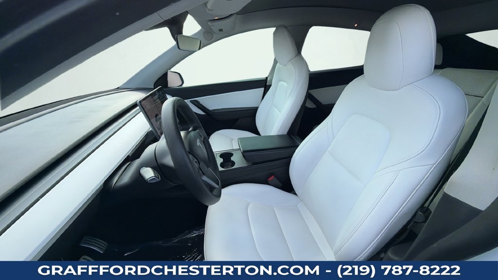 Used 2021 Tesla Model Y Long Range AWD/4WD image 23