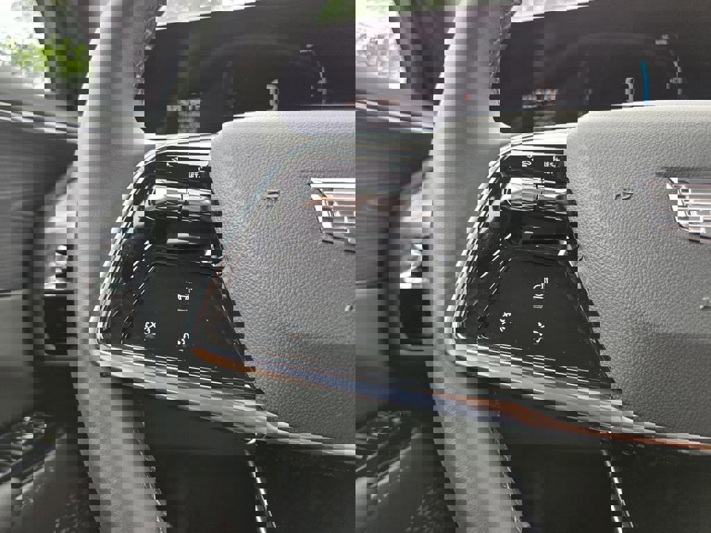 Certified 2024 Cadillac Lyriq Sport AWD/4WD image 16