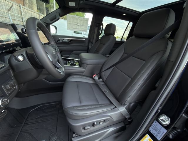 New 2026 Chevrolet Suburban Z71 w/ Comfort Package AWD/4WD image 21