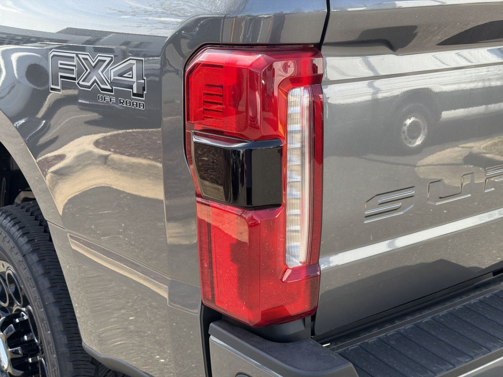 New 2026 Ford F250 Lariat w/ Black Appearance Package AWD/4WD image 17