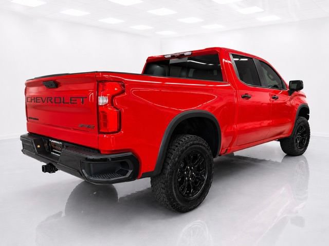 Used 2025 Chevrolet Silverado 1500 ZR2 w/ Technology Package AWD/4WD image 4