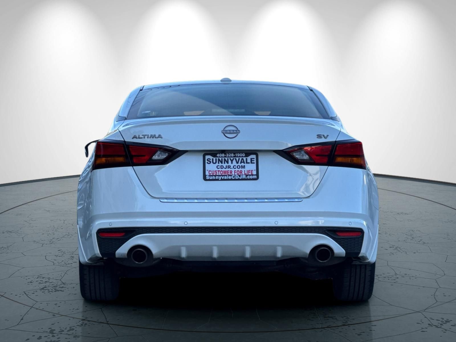 Used 2023 Nissan Altima 2.5 SV w/ SV Premium Package FWD image 5