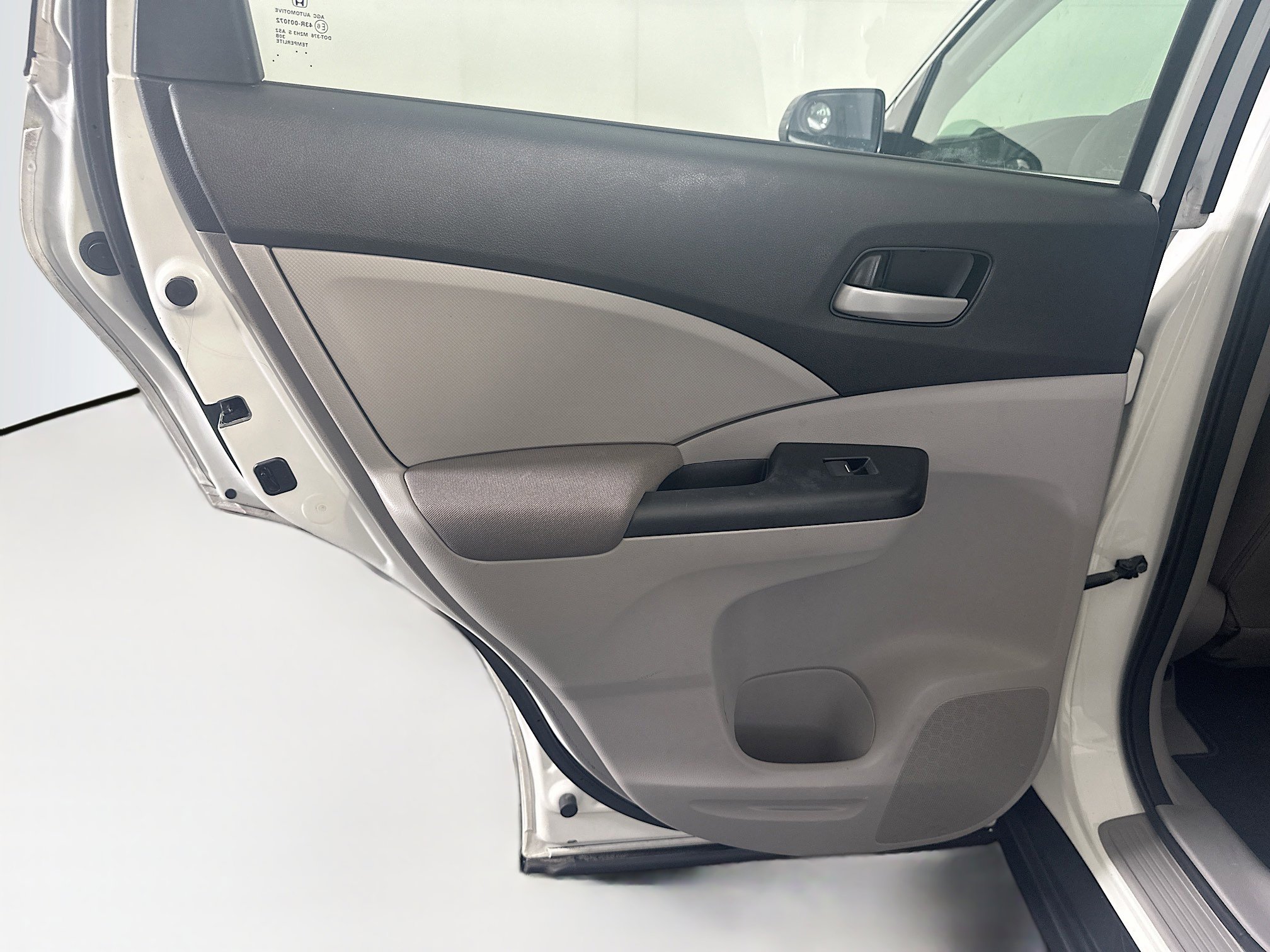 Used 2014 Honda CR-V LX image 25