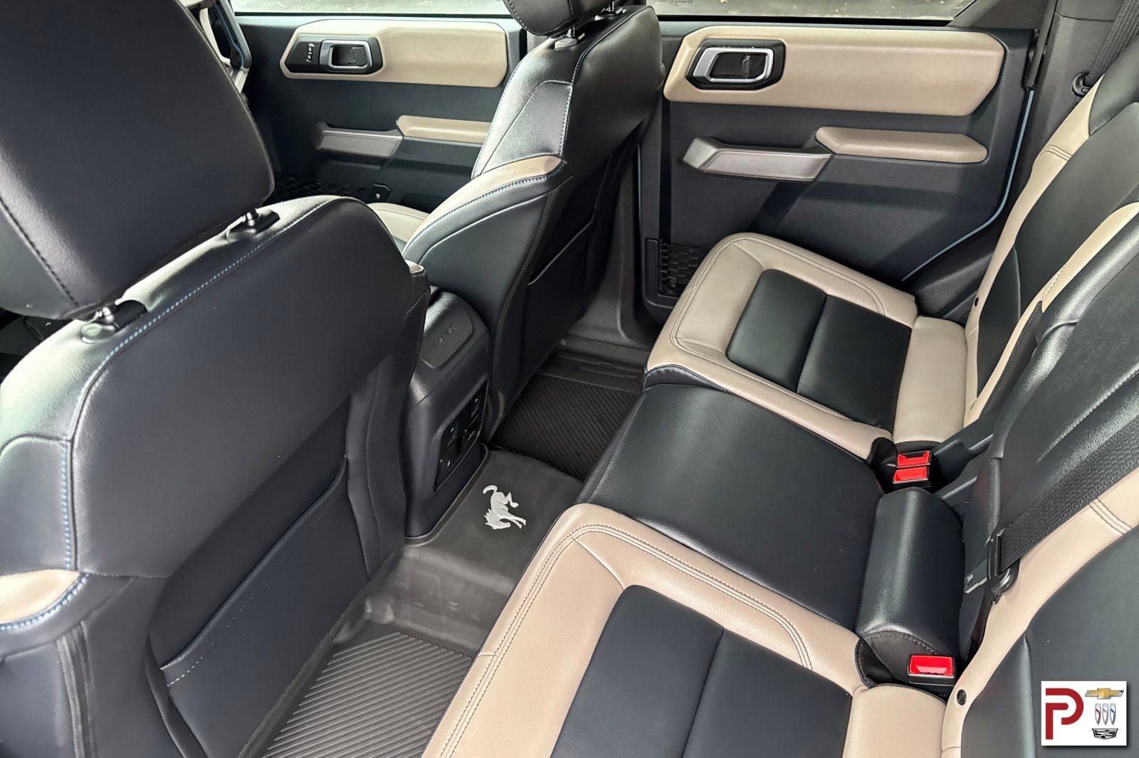 Used 2023 Ford Bronco Wildtrak image 15