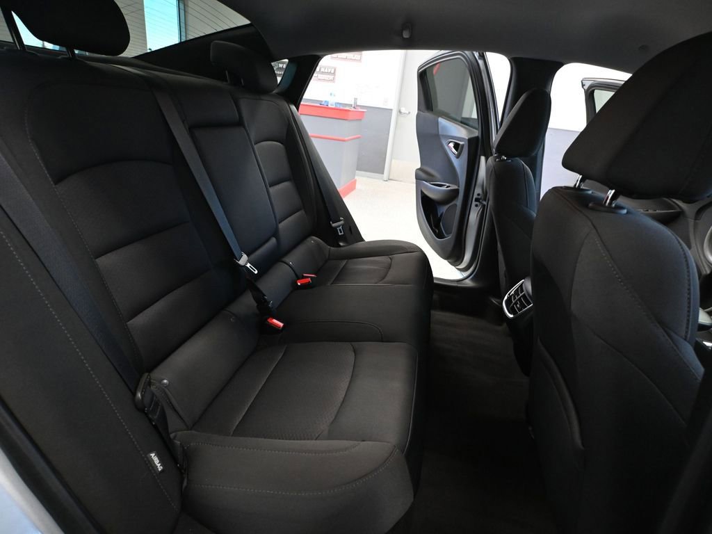 Used 2018 Chevrolet Malibu LT w/ LPO, Convenience Package 2 image 41