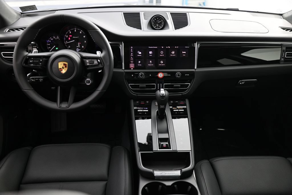 New 2026 Porsche Macan Turbo AWD/4WD image 29