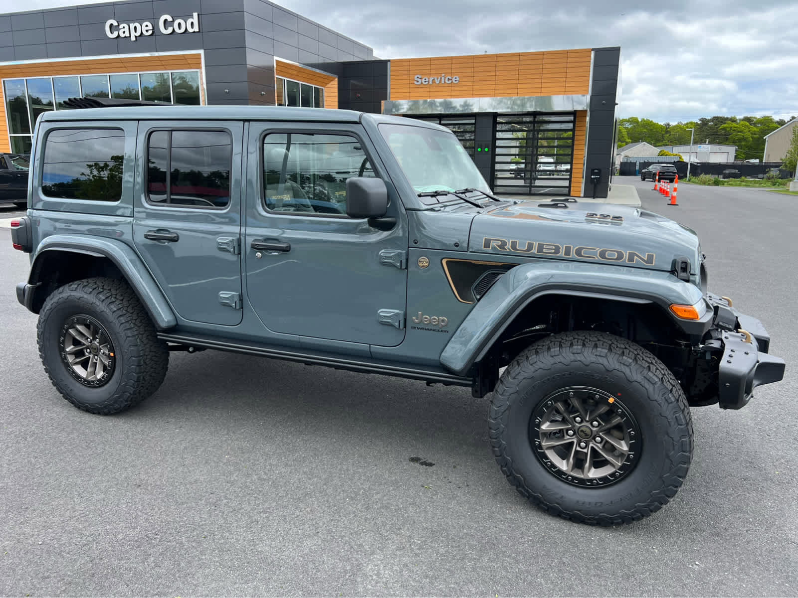 New 2025 Jeep Wrangler Unlimited Rubicon 392 image 2