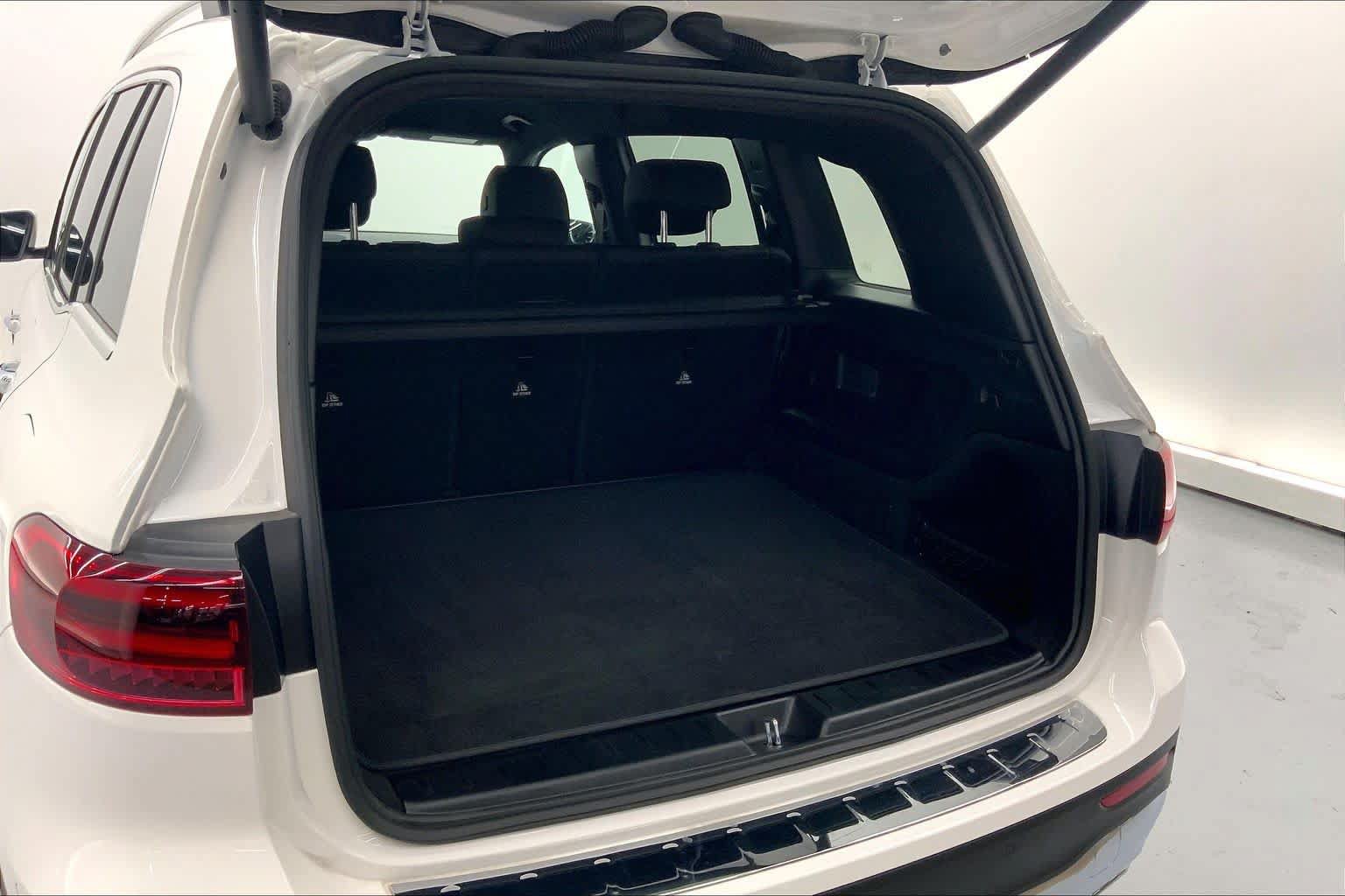 Used 2026 Mercedes-Benz GLB 250 image 15