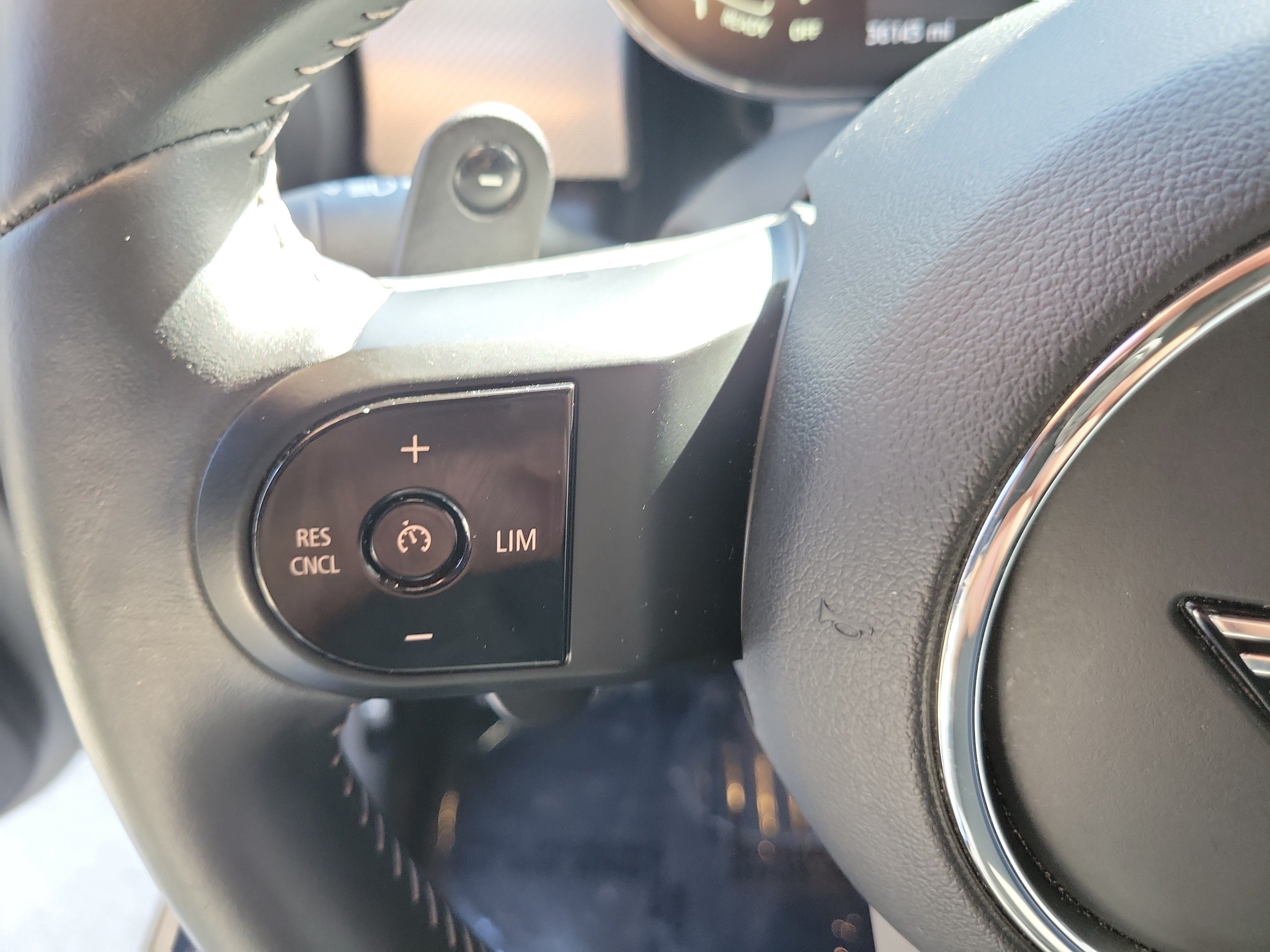 Used 2024 MINI Cooper S FWD image 21