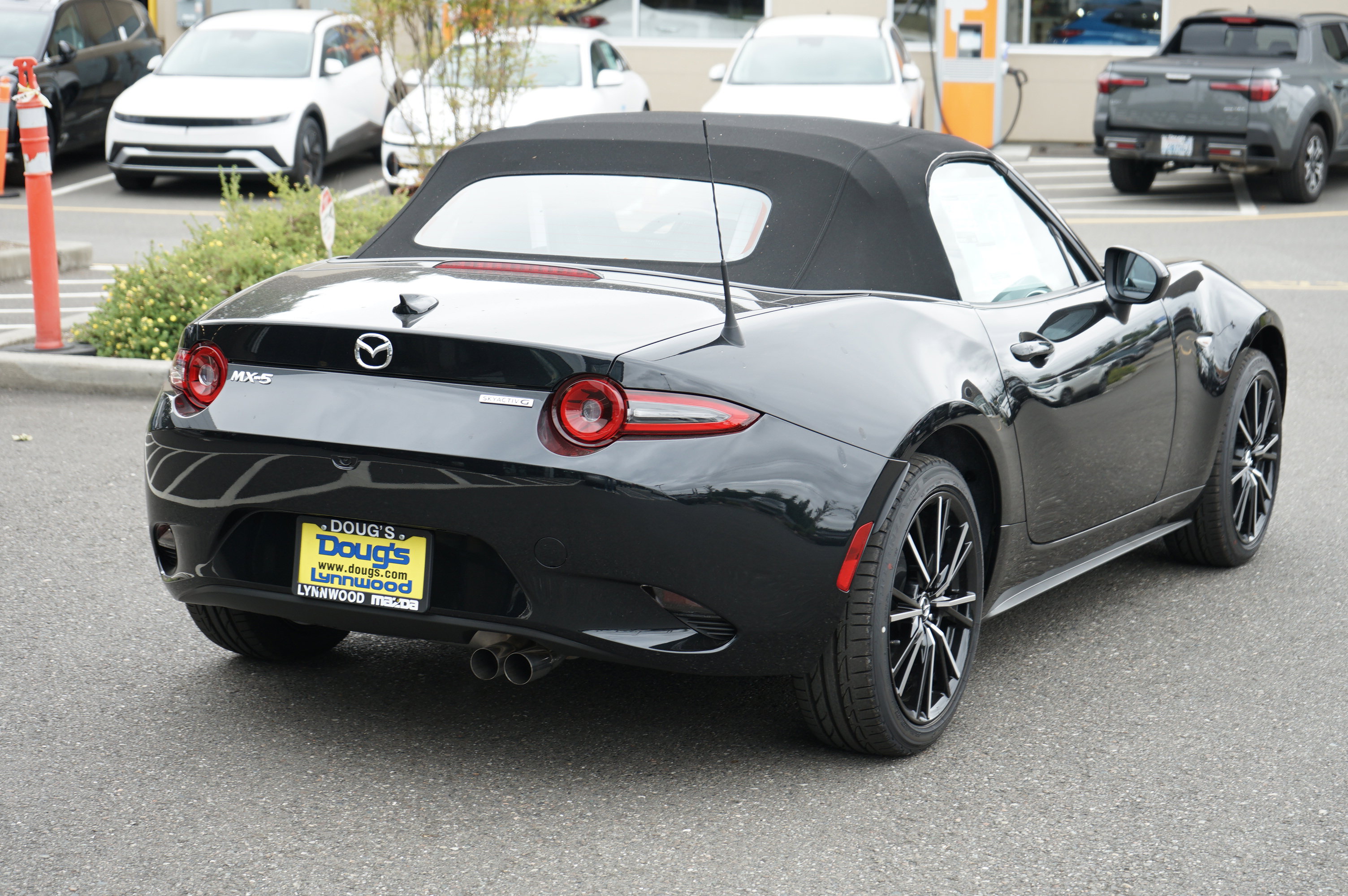 New 2025 MAZDA MX-5 Miata Grand Touring w/ Weather Package image 3