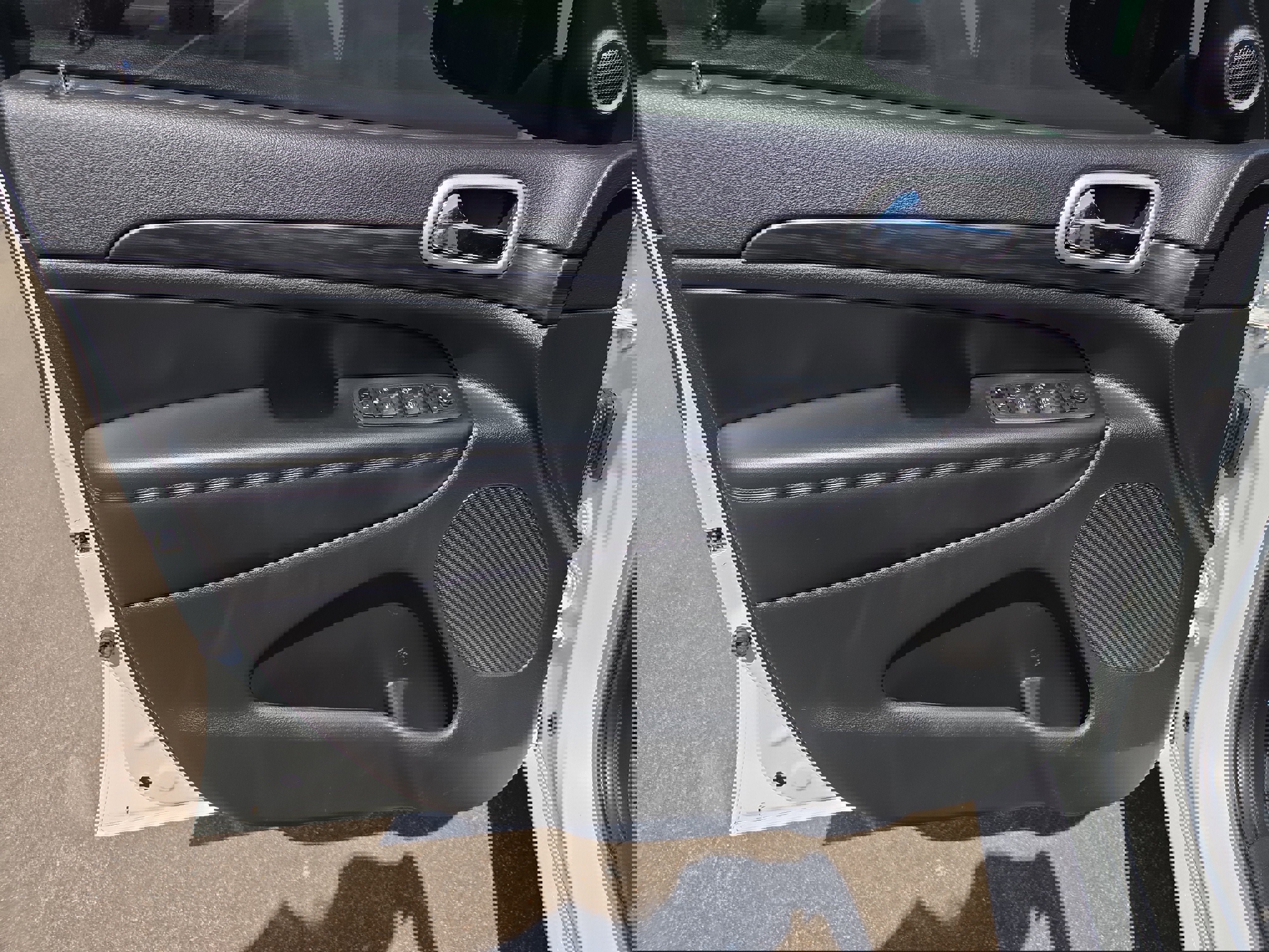 Used 2022 Jeep Grand Cherokee Laredo X image 11