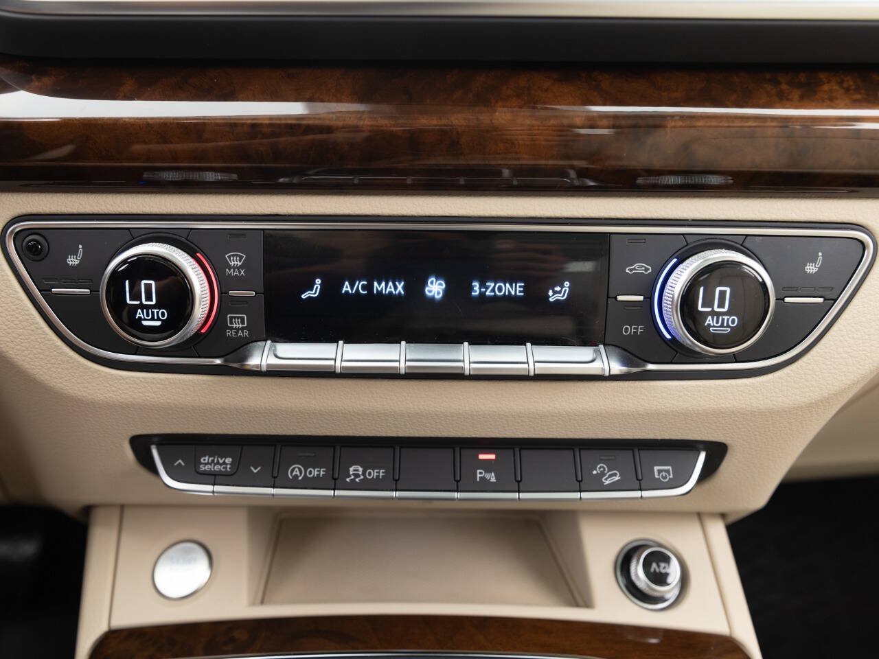 Used 2018 Audi Q5 2.0T Premium Plus w/ Premium Plus Package AWD/4WD image 34