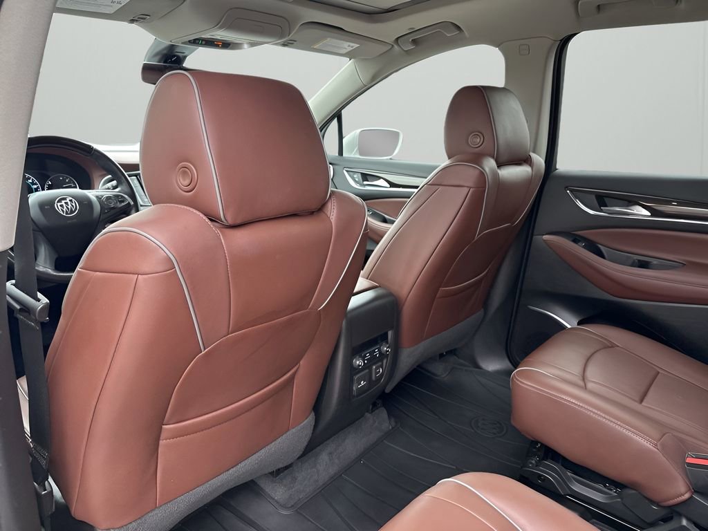 Used 2019 Buick Enclave Avenir w/ Avenir Technology Package image 18