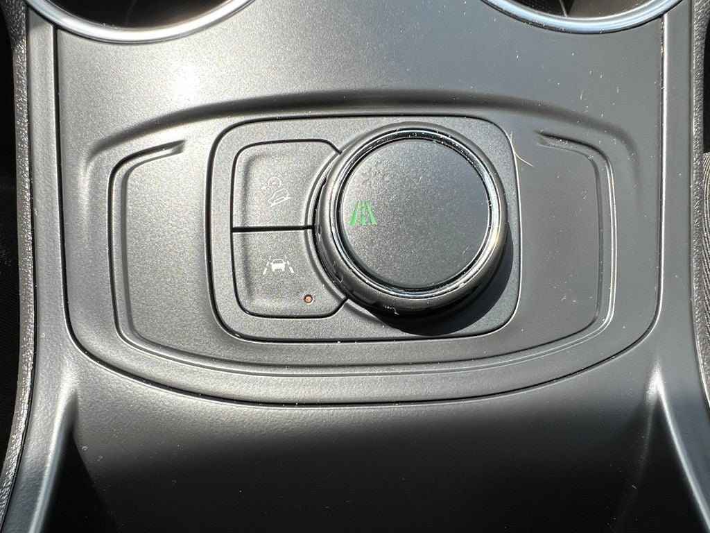 Used 2024 GMC Terrain SLE FWD image 21