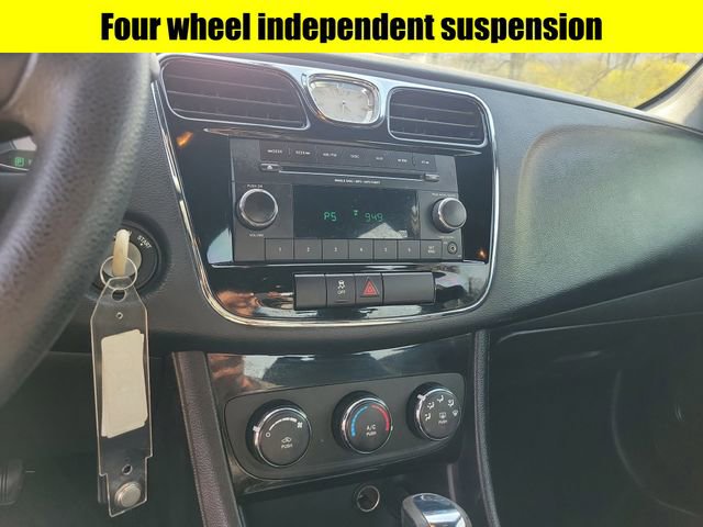 Used 2014 Chrysler 200 LX image 14