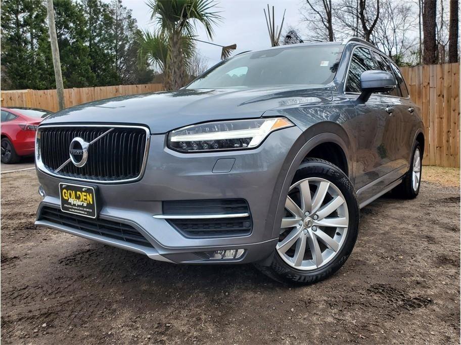 Used 2018 Volvo XC90 T6 Momentum w/ Momentum Plus Package AWD/4WD image 17