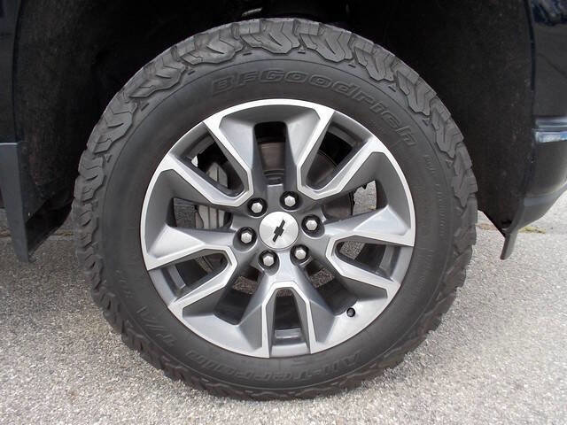 Used 2019 Chevrolet Silverado 1500 RST AWD/4WD image 24